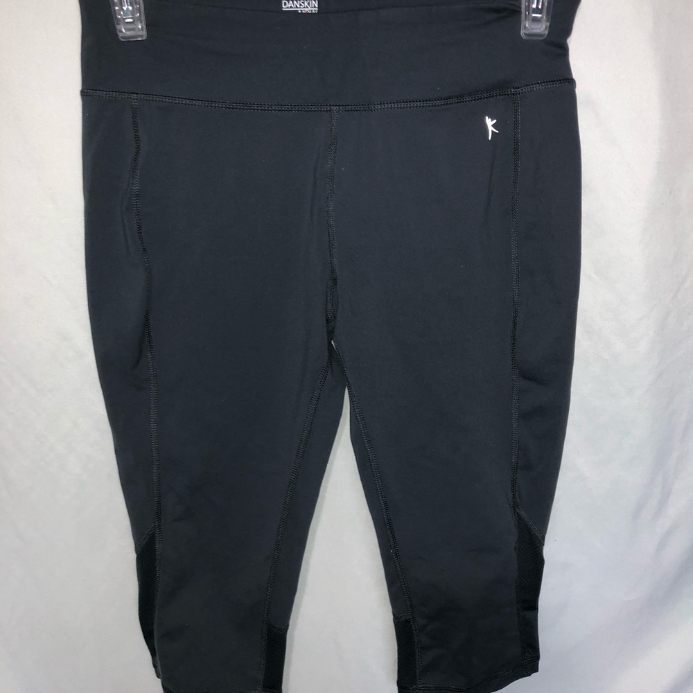Leggings DANSKIN NOW WOMENS SIZE MEDIUM (8-10)